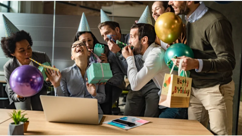 8 Ways to Celebrate Employee Birthdays in 2026 (Remote-Friendly)