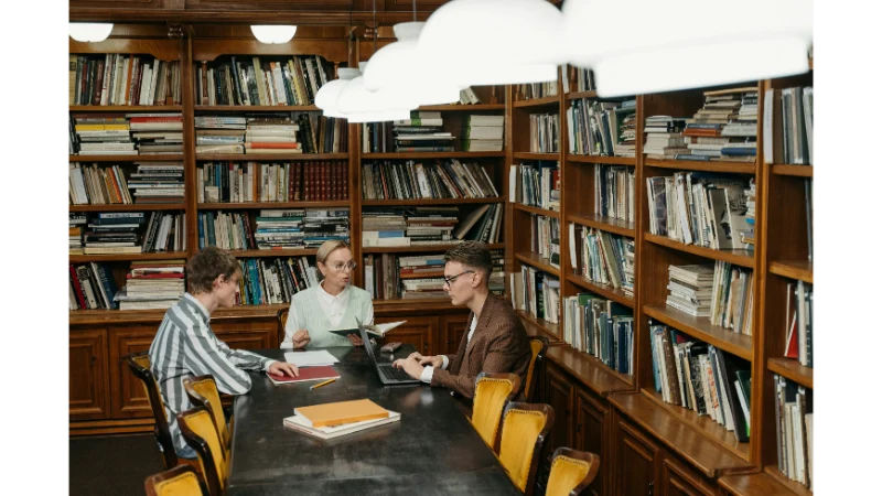 BA Insight vs. Glean for Knowledge Management